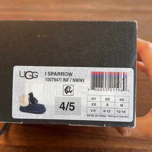 UGG baby's classic blue soft flat boots - Picture 11 of 11